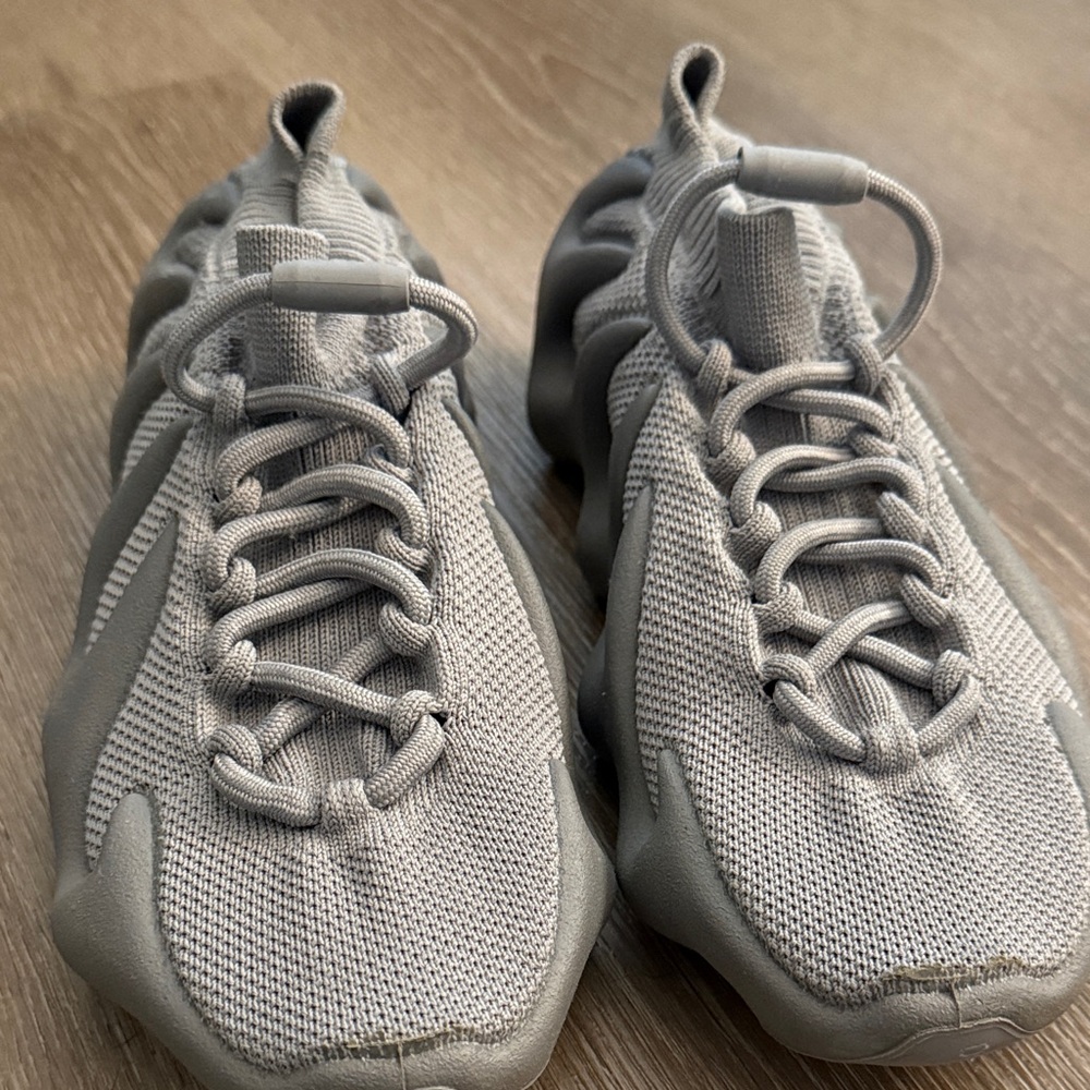 Yeezy Gray Knit Sneakers